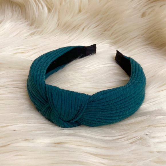 Accessories - Velvet Dark Green Knot Design Headband